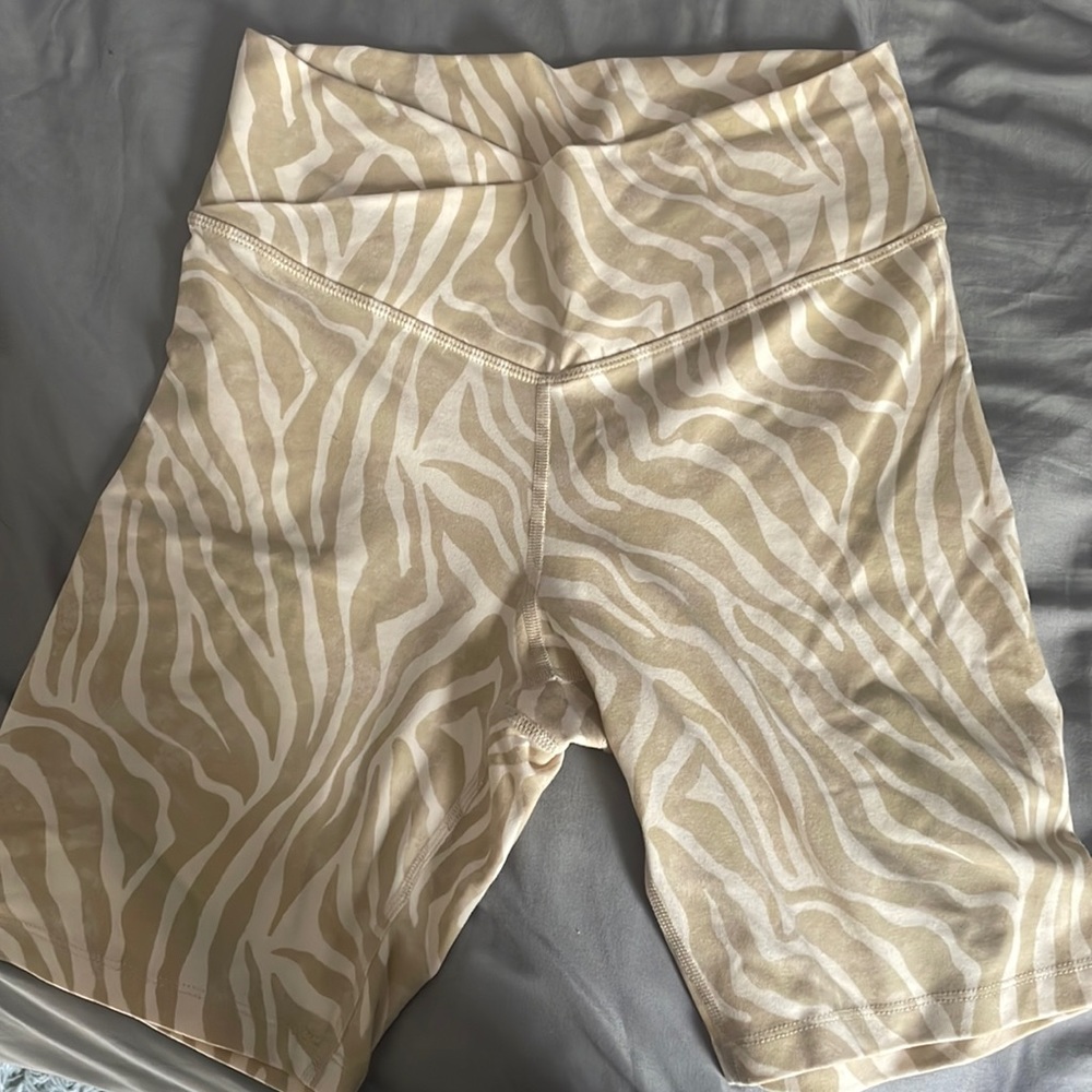beige biker shorts